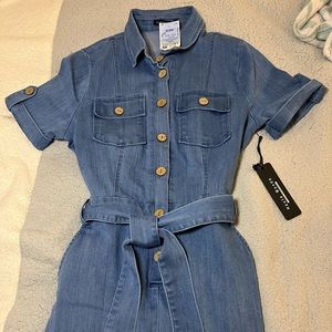 Jean jumpsuit never worn in brand new condition